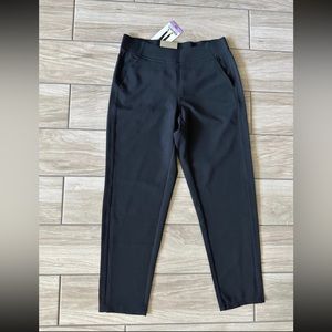 New Women’s 32 degrees cool ankle length Pants size XS